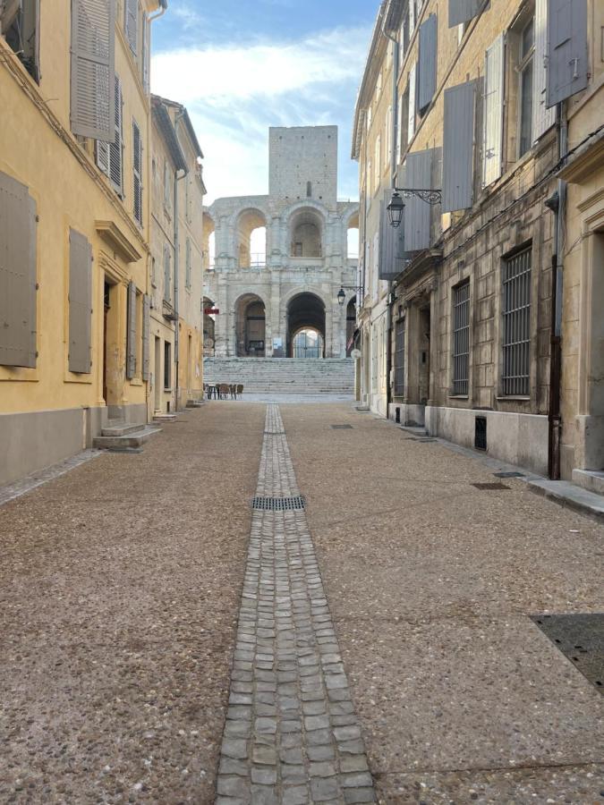 "L'Artistique" Centre Arles Fondation Van Gogh 외부 사진